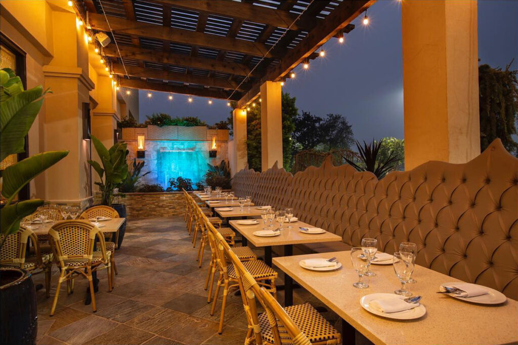 353060897_720116110123176_955352883582993521_n