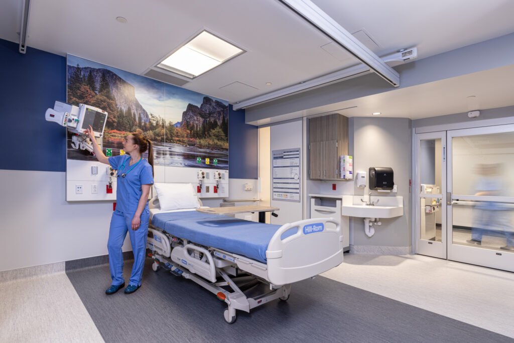 LowRes_H_LandD_Models_942